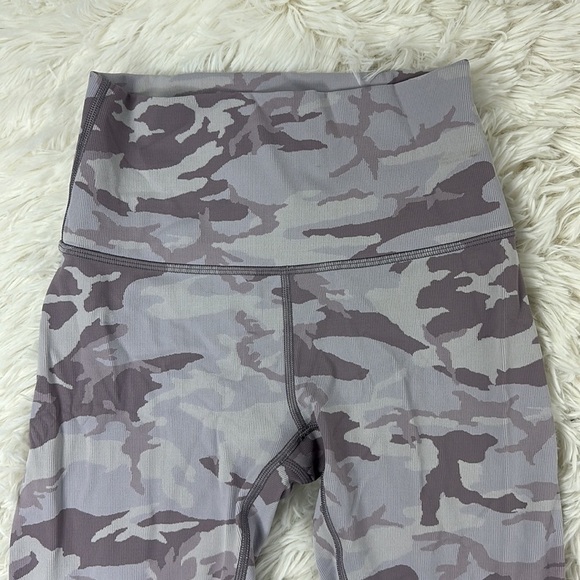 Lululemon Wunder Under High-Rise Tight 25" *Luxtreme Incognito Camo Jacquard Ice - Picture 2 of 6